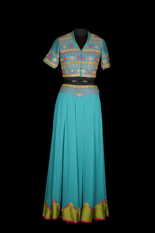 https://www.shamabahl.com/upload/lehenga34.jpg